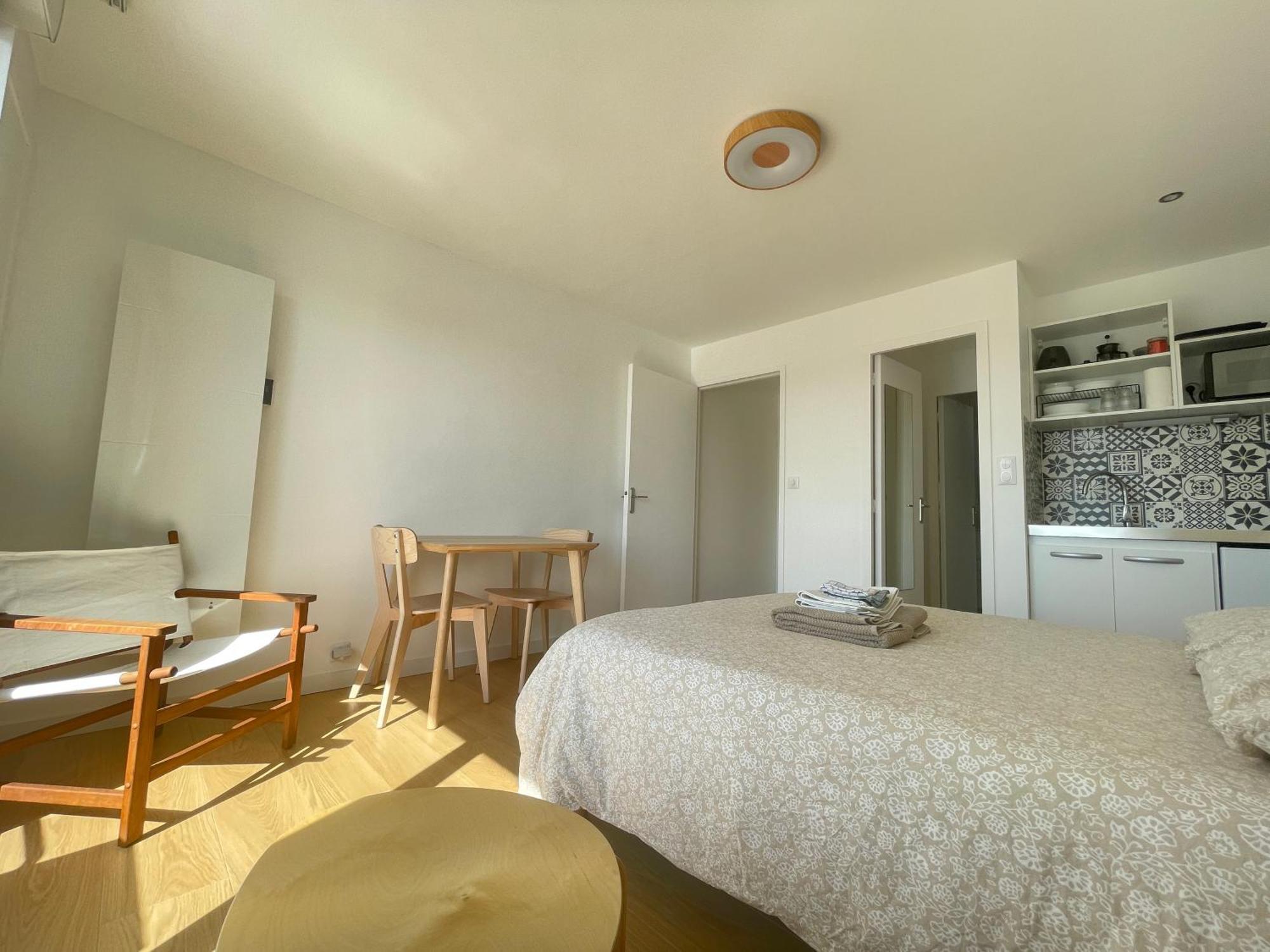 Studio - Balcon - Bord De Mer Courseulles-sur-Mer Exterior photo